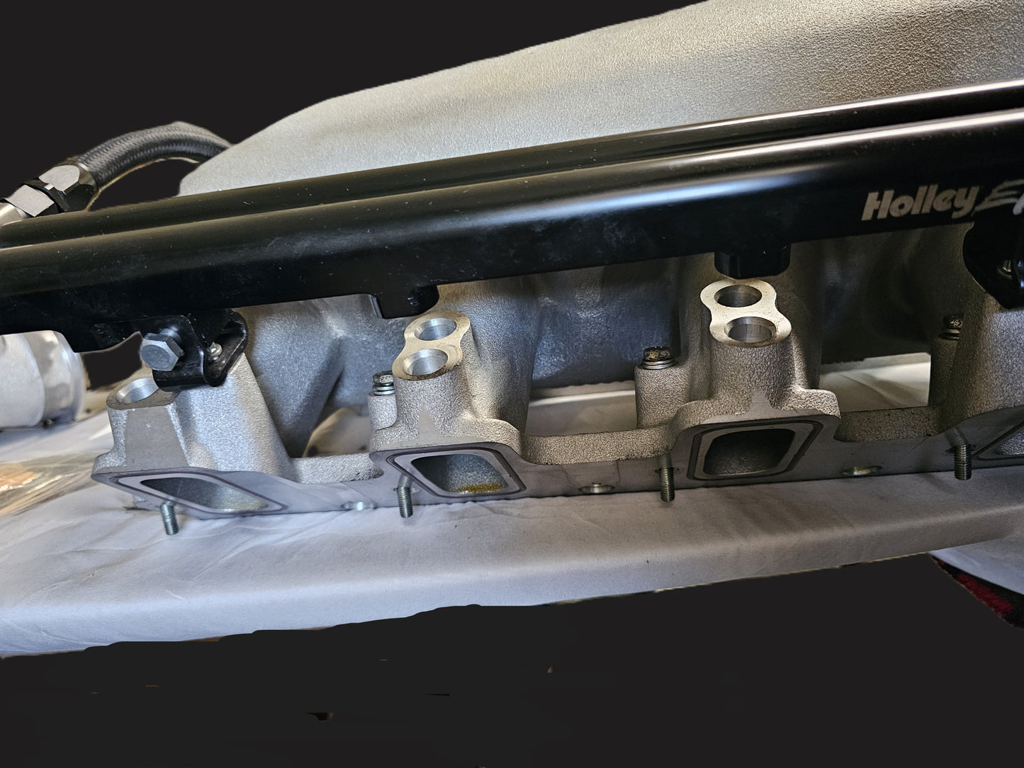 Holley Lo-Ram Manifold Base and Fuel Rails Dual Fuel Injector - GM LS3/L92 with tick feed adapters